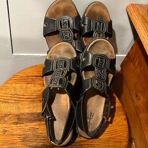 2 pairs Clark’s Sandals, size 9, navy blue and black